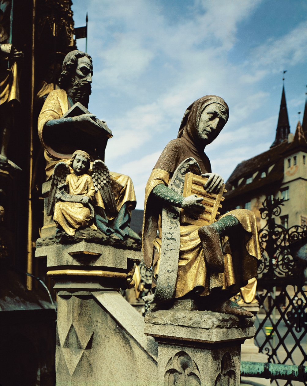 Schoner Brunnen -suihkulähde, yksityiskohta Pyhästä Matteuksesta ja musiikin personifikaatio, 1385-1396 tekijältä Heinrich Parler