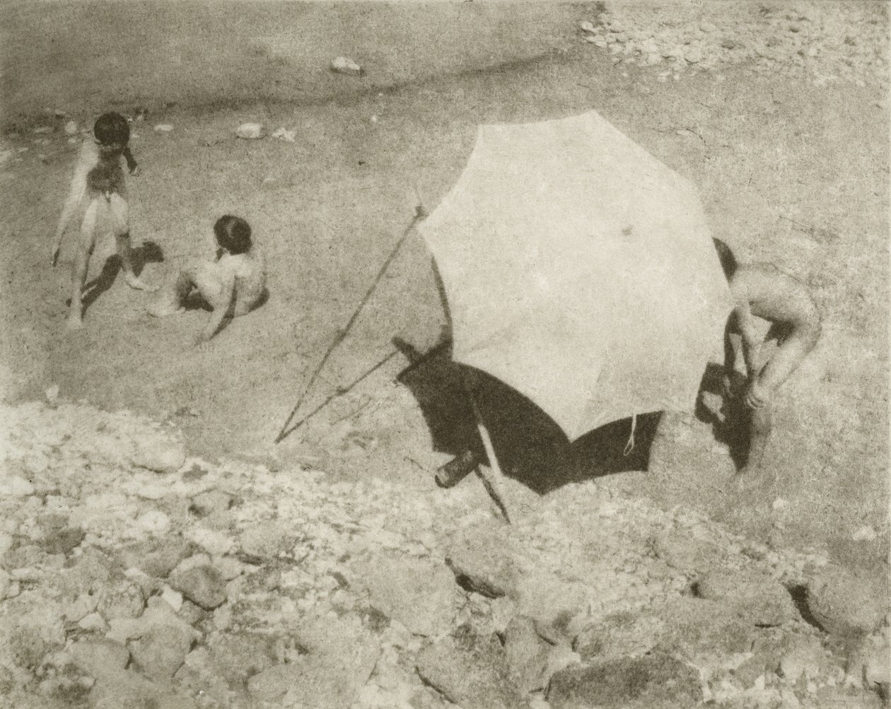 Der Malschirm II, 1909 tai aikaisemmin, painettu vuoden 1911 jälkeen (syväpaino) tekijältä Heinrich Kuhn