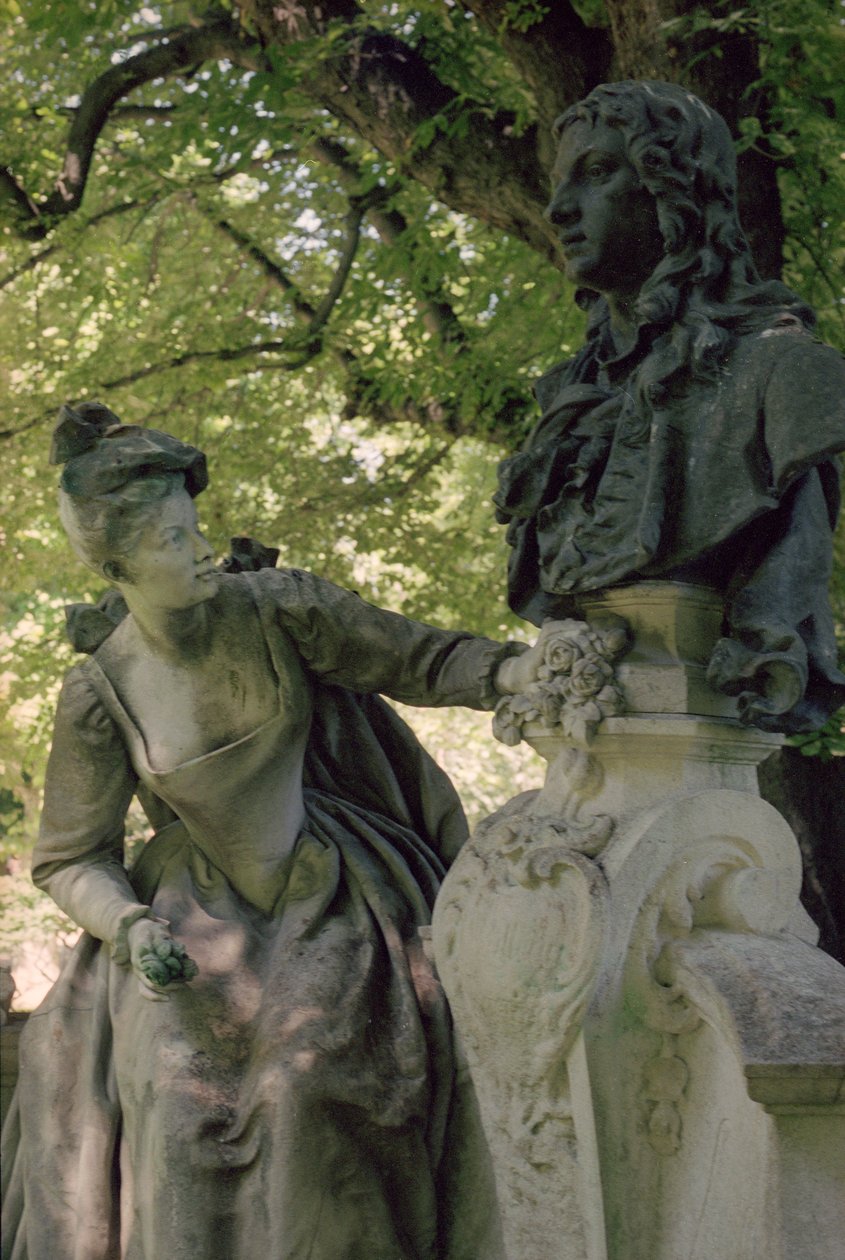 Jean Antoine Watteaulle omistettu monumentti, 1896 (1684-1721) (katso myös 252661) tekijältä Henri Desire Gauquie