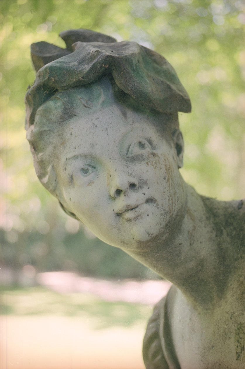 Jean Antoine Watteaulle omistettu monumentti, yksityiskohta 1896 (1684-1721) (katso myös 252661 ja 252662) tekijältä Henri Desire Gauquie