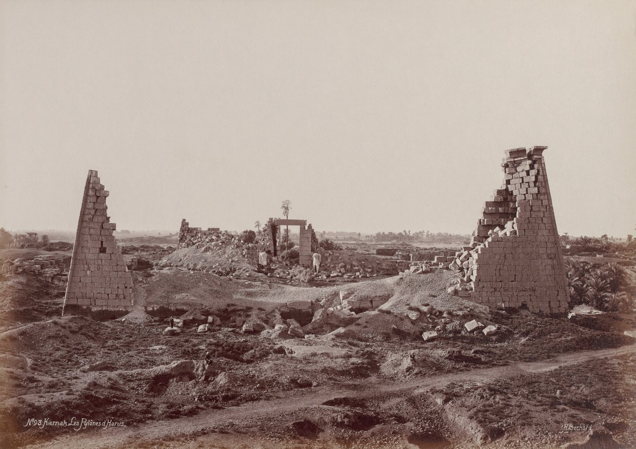 Karnak, Horuksen pylväät tekijältä Henri Béchard