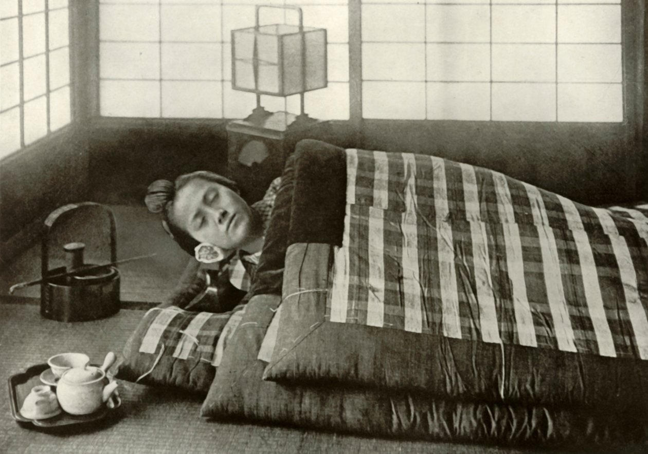 Nukkumaanmeno Japanissa, 1910. tekijältä Herbert Ponting