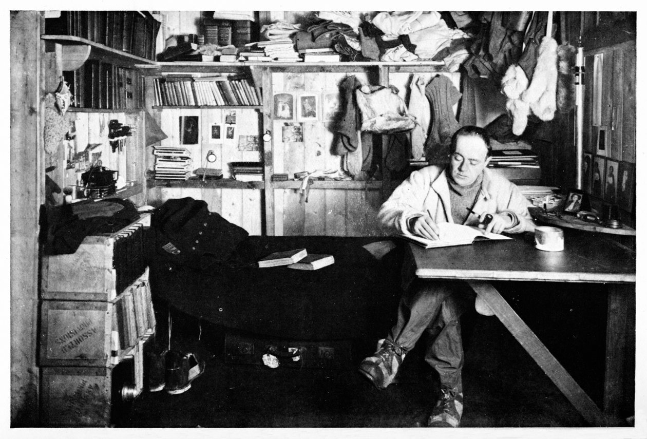 Kapteeni Scott kirjoittaa päiväkirjaansa, c1911, 1928. tekijältä Herbert Ponting