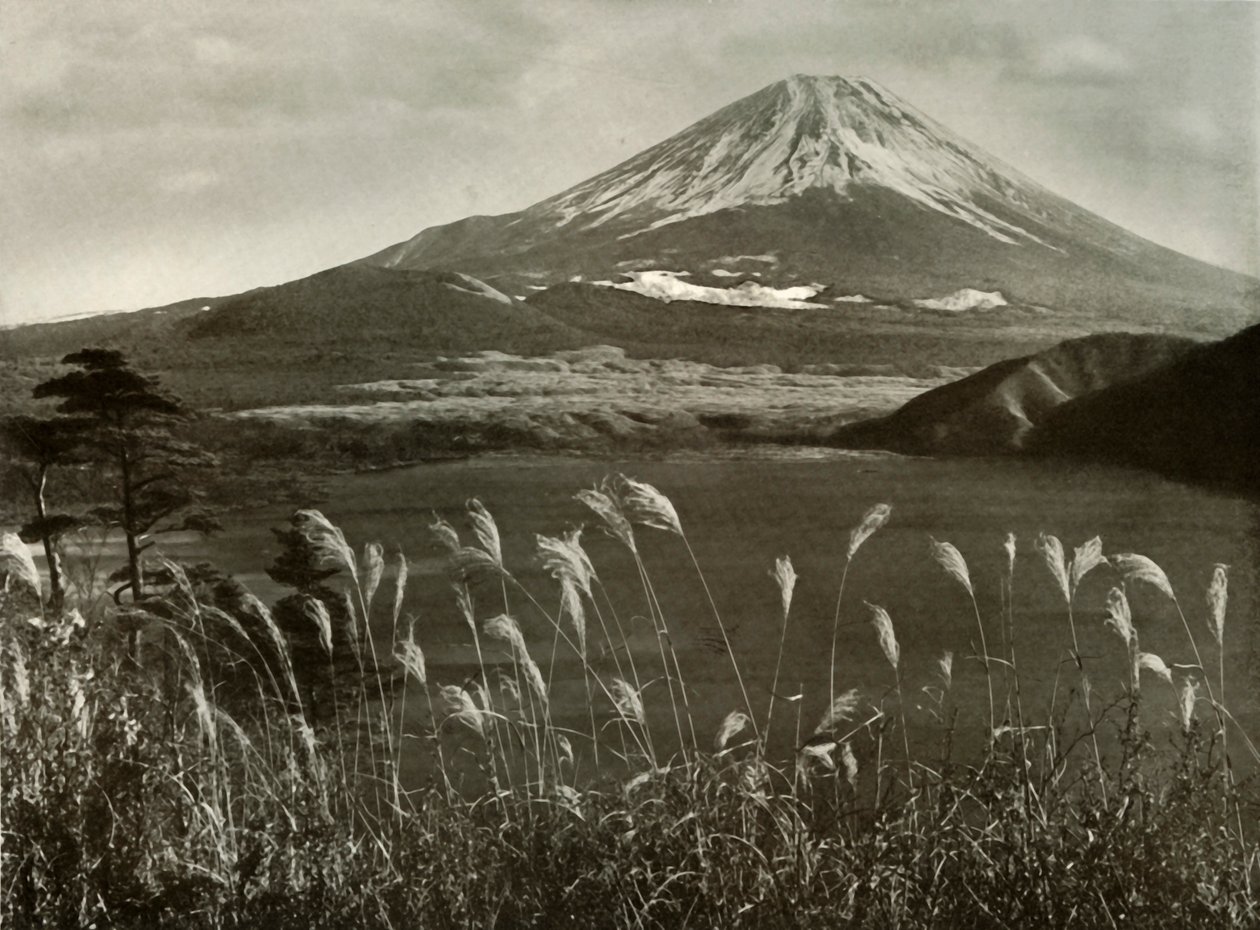 Fuji ja Kaia Grass, 1910. tekijältä Herbert Ponting