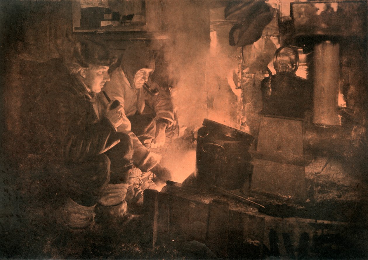 Kaurat ja Meares tallin rasvakeittimellä, 1911, 1913 tekijältä Herbert Ponting