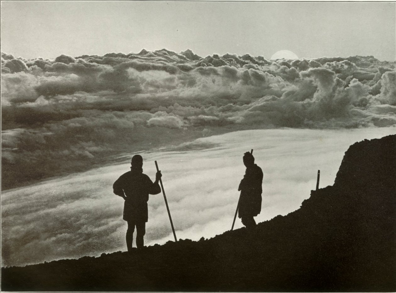 Auringonlasku Fujin huipulta, 1910. tekijältä Herbert Ponting