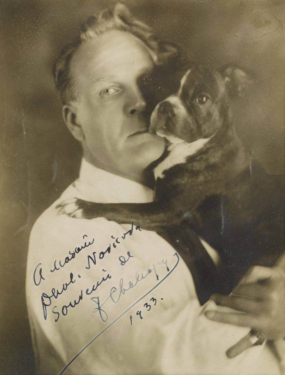 Laulaja Feodor Ivanovitš Chaliapinin muotokuva 1873-1938, n. 1930. tekijältä Herman Mishkin