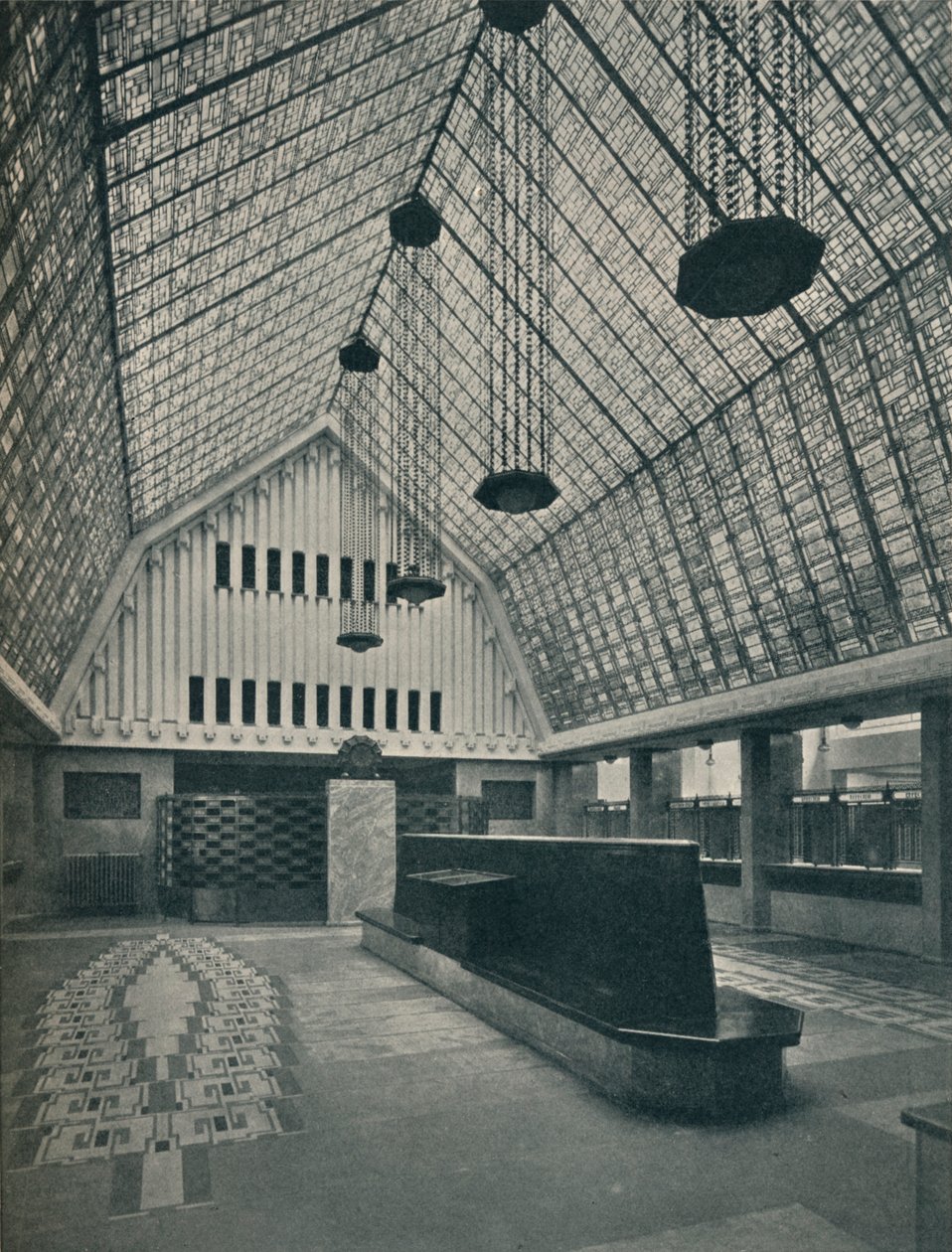 "The Great Hall, Bank of Rotterdam, Haag", 1920 tekijältä Hermann Friedrich Mertens