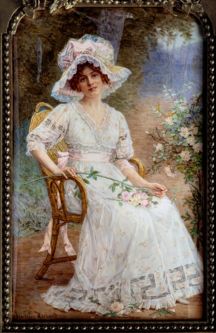 Nuori nainen istuu puutarhassa Pienoismalli norsunluun Hortense Richard (1860-1939 jälkeen) 20th century Sun. 0,24x0,15 m tekijältä Hortense Richard