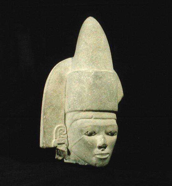 Huaxteekkien pää, jälkiklassinen kausi (900-1521) (kivi) tekijältä Huaxtec Huaxtec