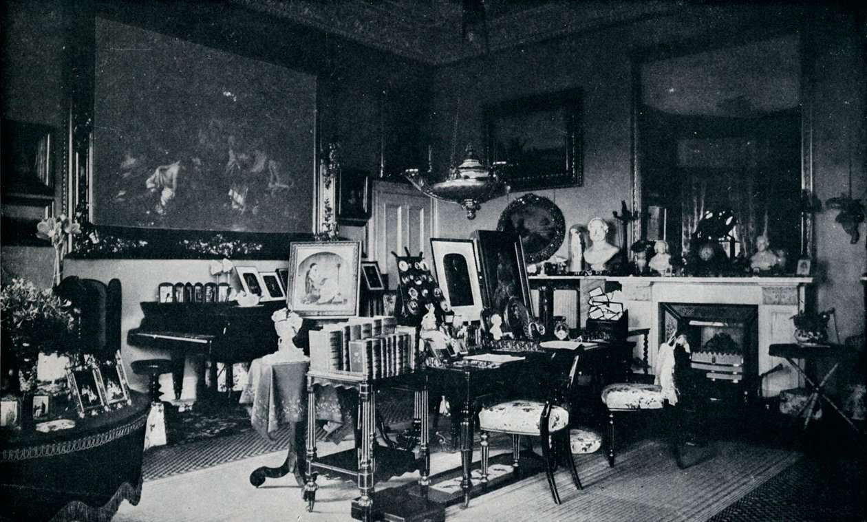 Queens Private Sitting Room Osbornessa, c1899, 1901 tekijältä Hughes and Mullins