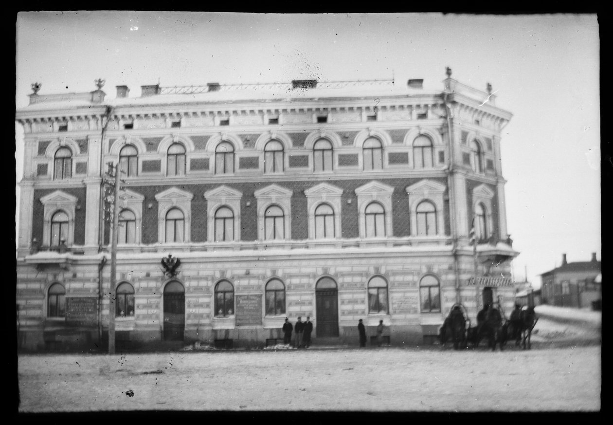 Viipurin apteekintalo Punaisenlähteentorilla tekijältä Hugo Simberg