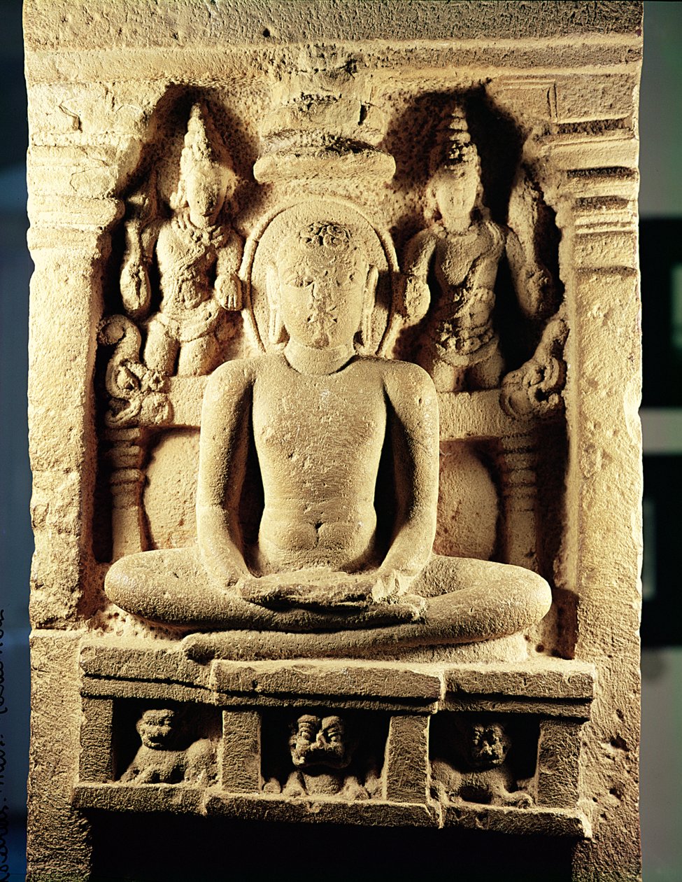 Reliefi, joka kuvaa Tirthankara Mahaviraa (599-527 eKr.) meditaatiossa, Danavulapadusta tekijältä Indian School