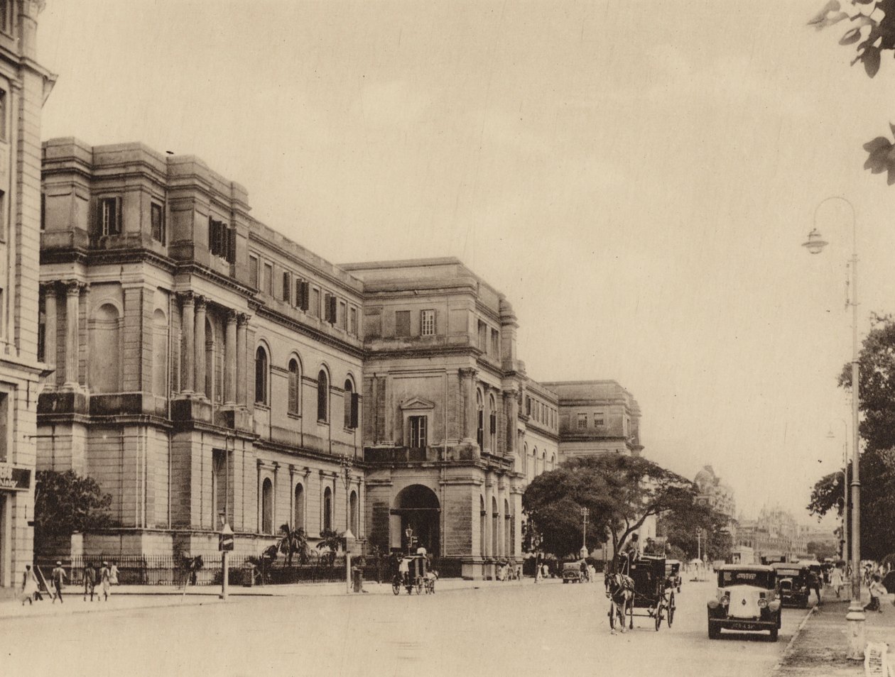 Intian museo ja Chowringhee Road etelään päin (s/w-kuva). tekijältä Indian photographer