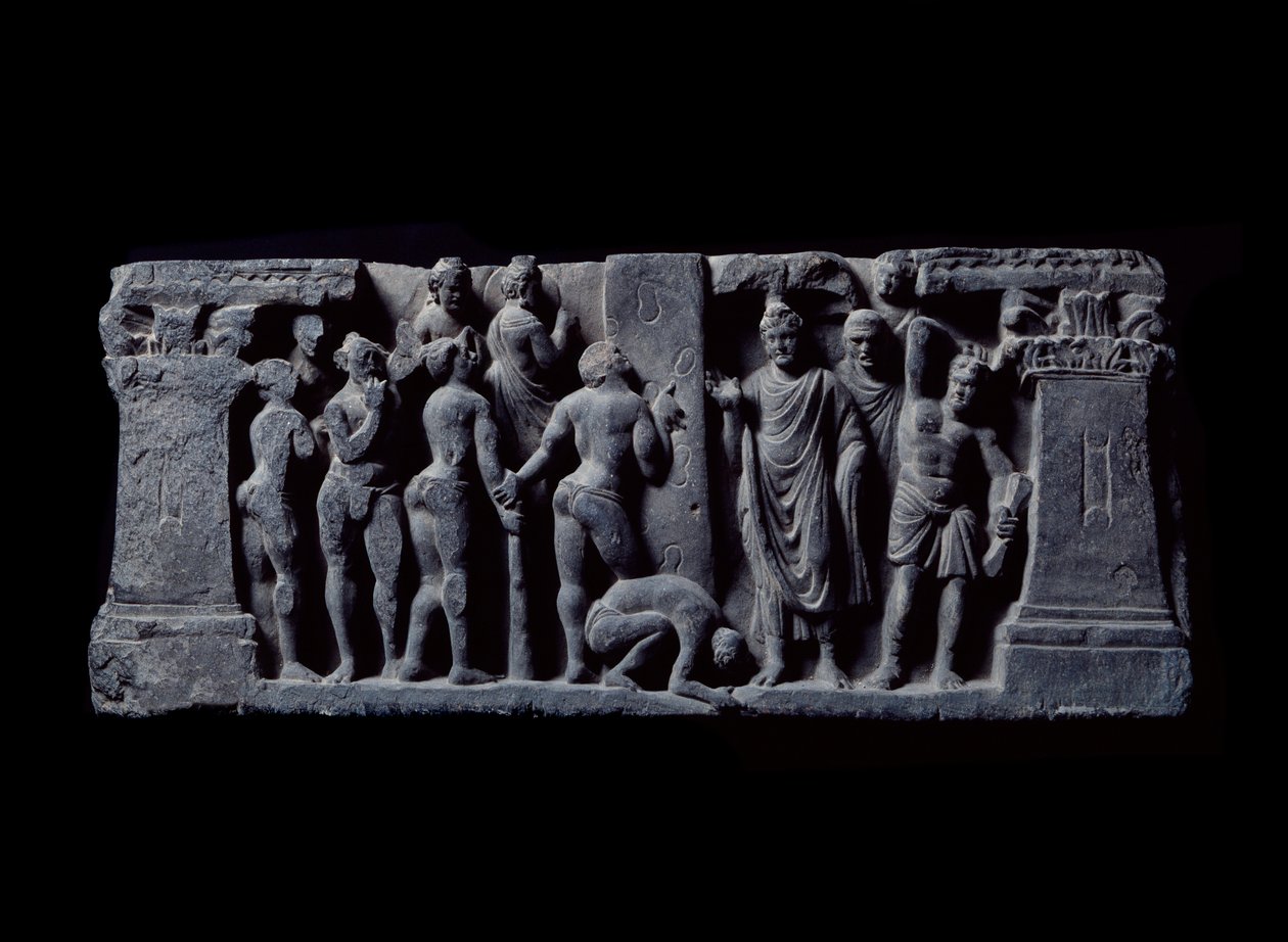 Gandharan taide (tai kreikkalais-buddhalaisuus): "" Devadattan jousimiehet hyökkäävät Gautamaa vastaan"" (Devattan jousimiehet hyökkäävät Gautama Buddhaan) Gandhara-koulun kohokuva - 2.-4. vuosisadat - Intian museo, Kalkutta, Intia tekijältä Indian School