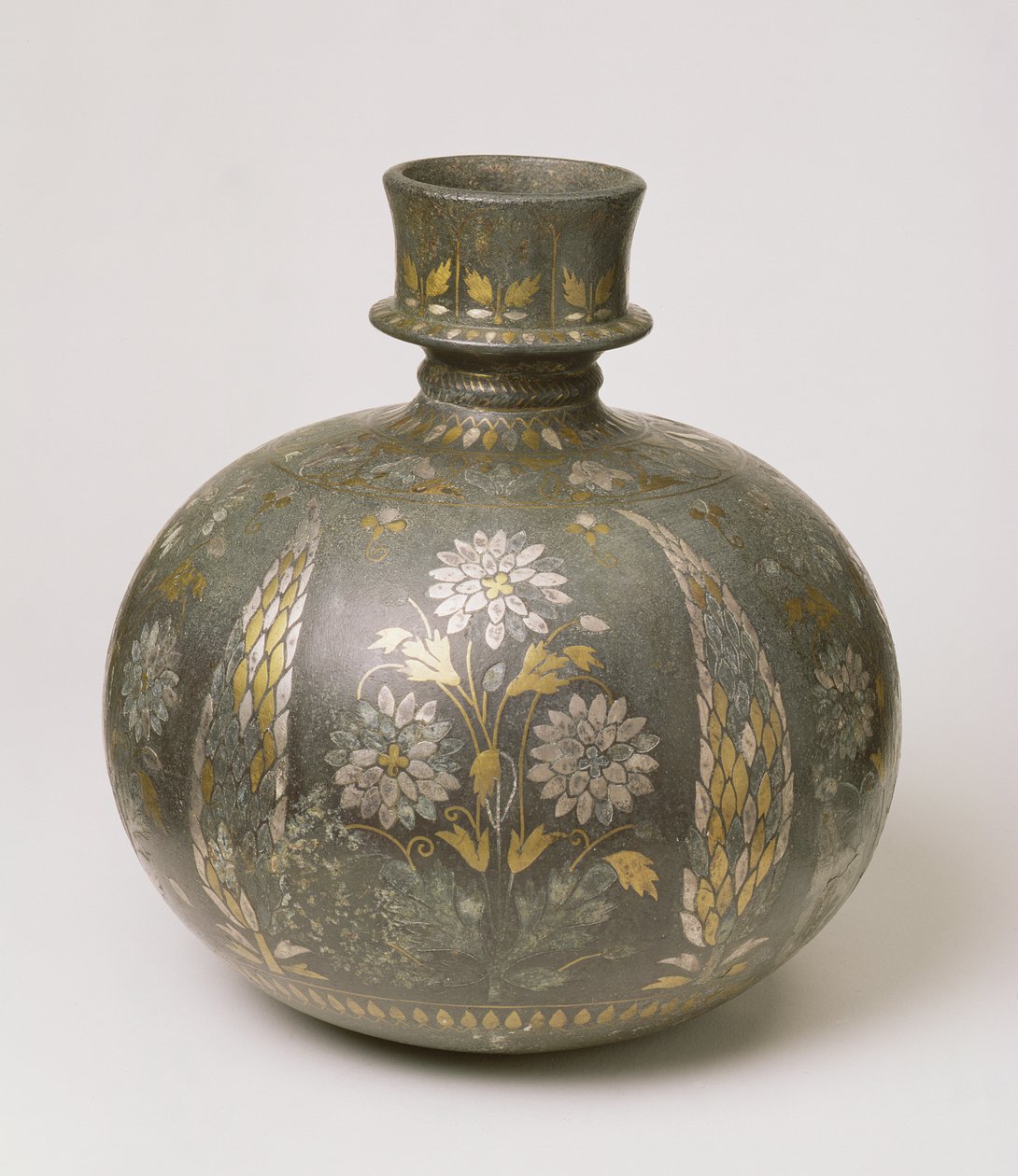 Mughal Flask (metallityö) tekijältä Indian School