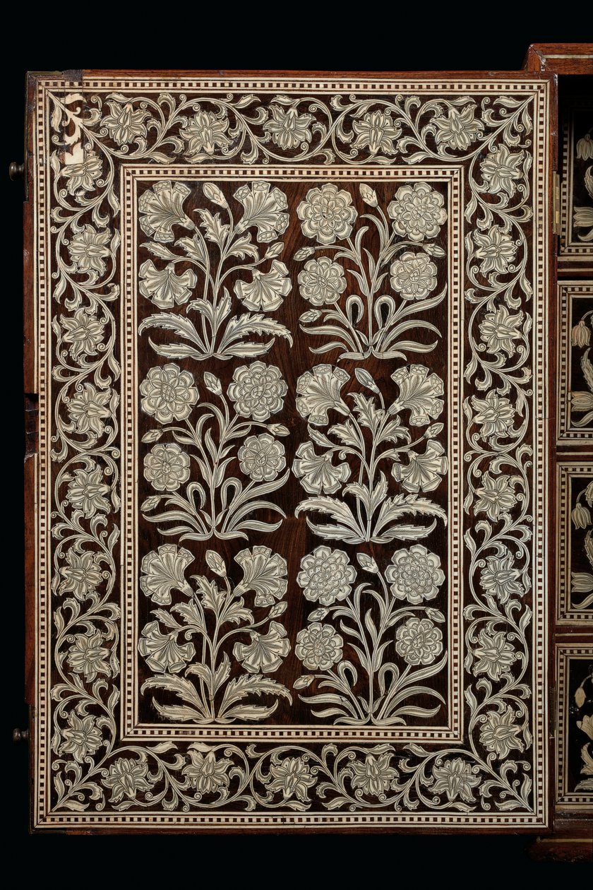 Mughal-kaappi, Gujarat tai Sindh, Länsi-Intia (norsunluun upotettu puu) tekijältä Indian School