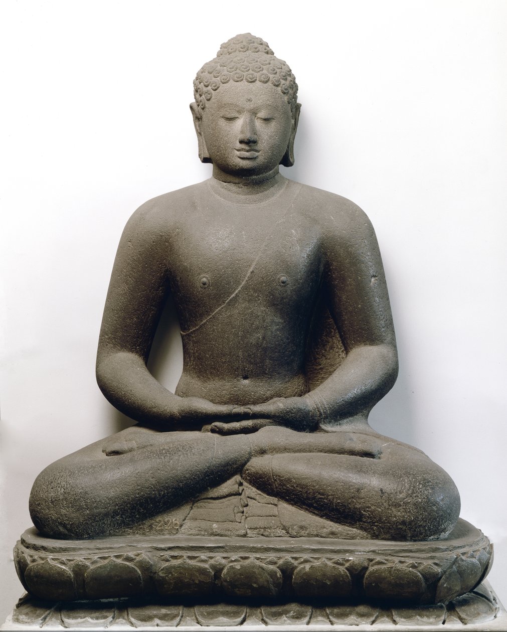 Amitabha Borobudurista (andesiitti) tekijältä Indonesian School