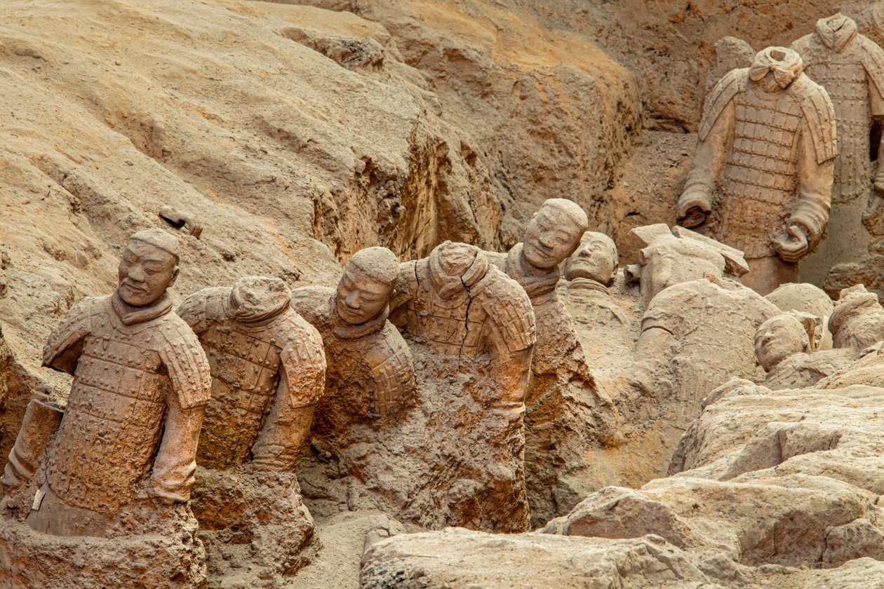 Terra Cotta -soturimuseossa eri sotureita kuopan 1 alueella, 2009 (kuva). tekijältä Ira Block