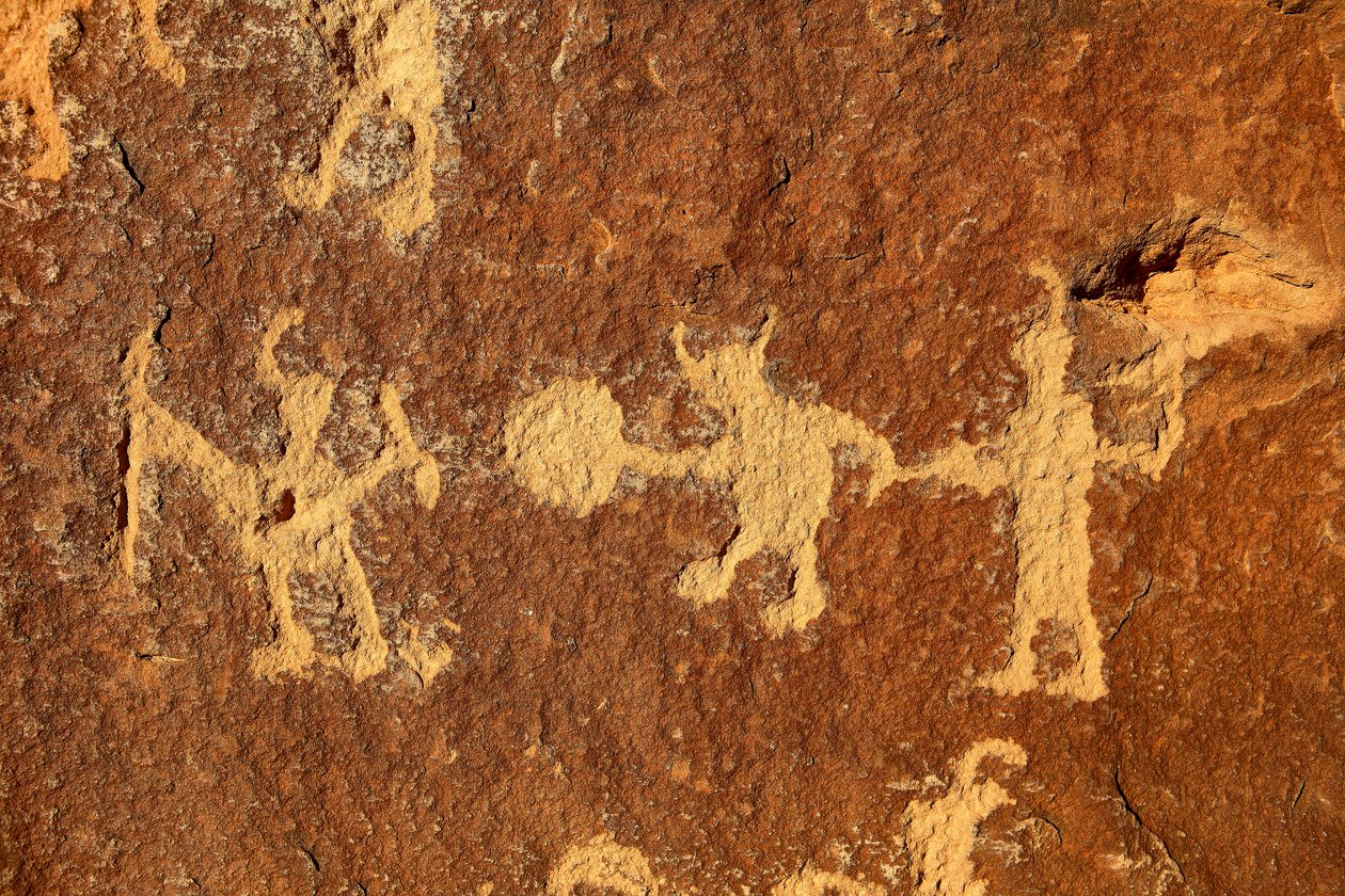 Nine Mile Canyonissa Warrior Ridgellä erilaisia Fremontin taistelu- ja taistelukohtauksia paneeleista., 2005 (kuva) tekijältä Ira Block