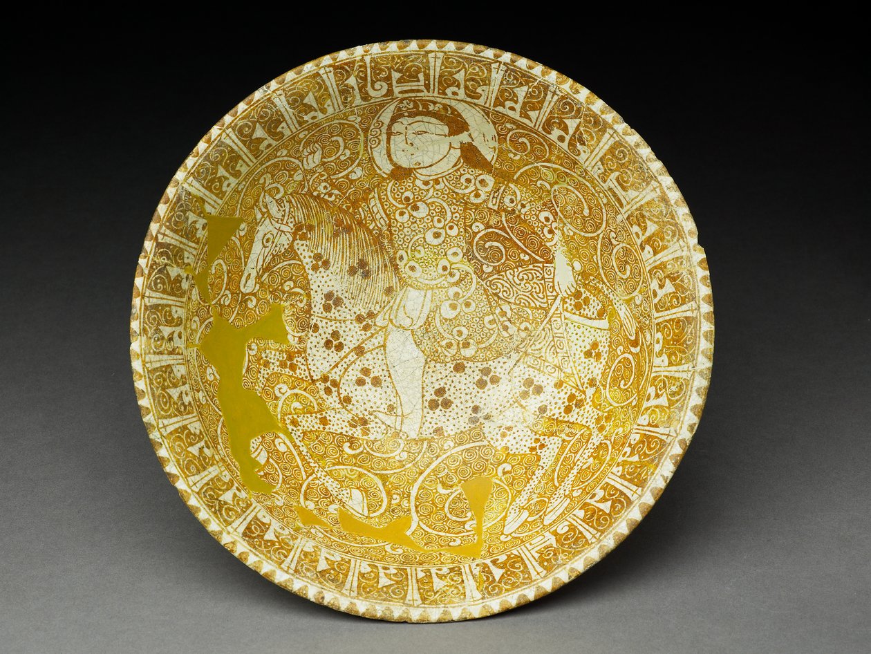 Kulho Horsemenilla ja Pseudo-Kufic-kirjoituksella (fritware, jossa on kiiltävä pintalasi) tekijältä Iranian School