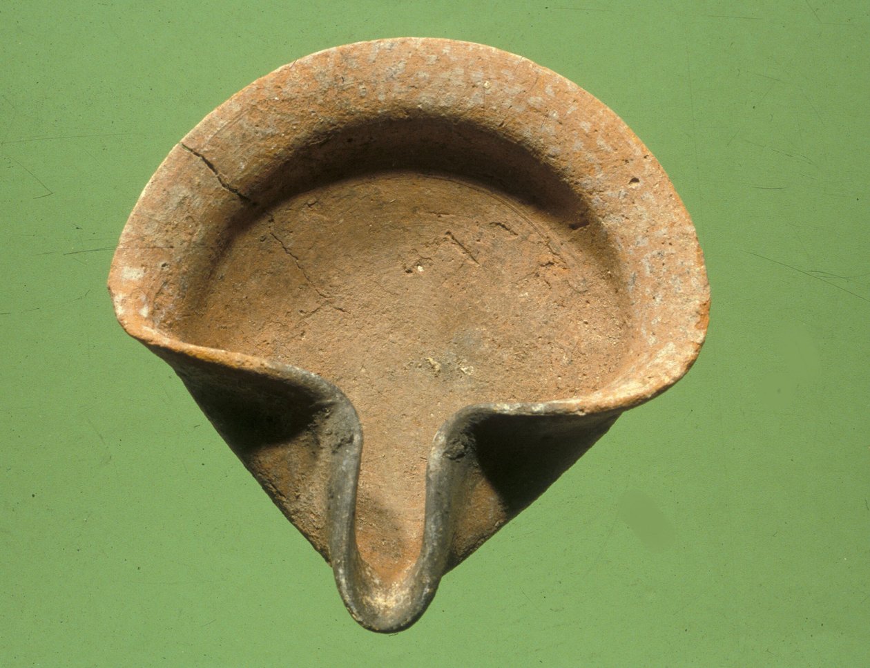 Israelilainen öljylamppu (terrakotta) tekijältä Iron Age