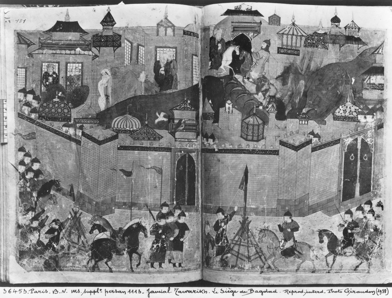 Ms Suppl Persan 1113 f.180-181 Mongolit Hulagu Khanin johdolla hyökkäämässä ja vangitsemassa Bagdadia vuonna 1258 Rashid al-Dinin "Jami al-Tawarikhista", n. 1310 tekijältä Islamic School