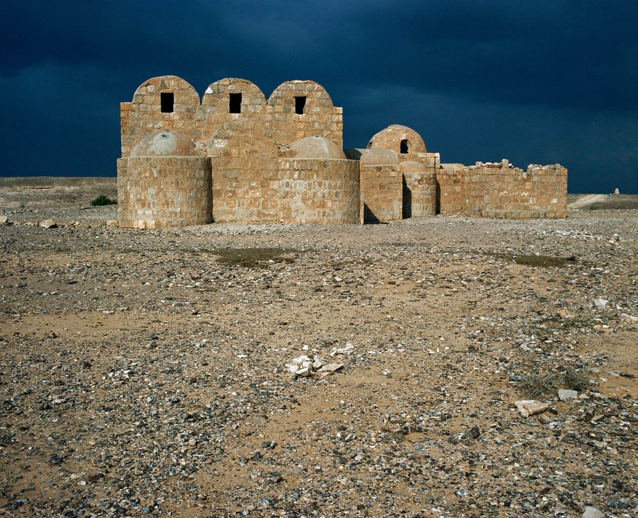 Näkymä Qasr Amralle, Desert Castles (711-715) tekijältä Islamic School