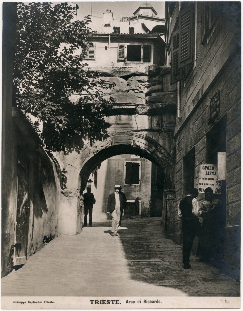 Riccardon kaari, valokuva Giuseppe Maylander, Trieste, Friuli-Venezia Giulia, Italia, noin 1910 tekijältä Italian Photographer