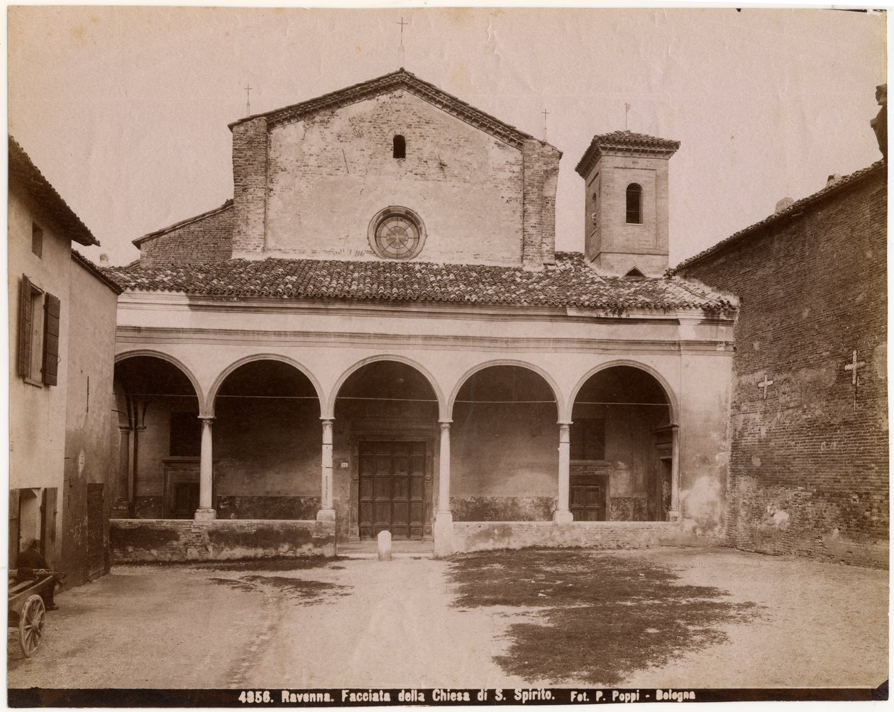 Pyhän Hengen kirkko, Ravenna, Emilia-Romagna, Italia, valokuva Pietro Poppi, Bologna, n. 1900 tekijältä Italian Photographer