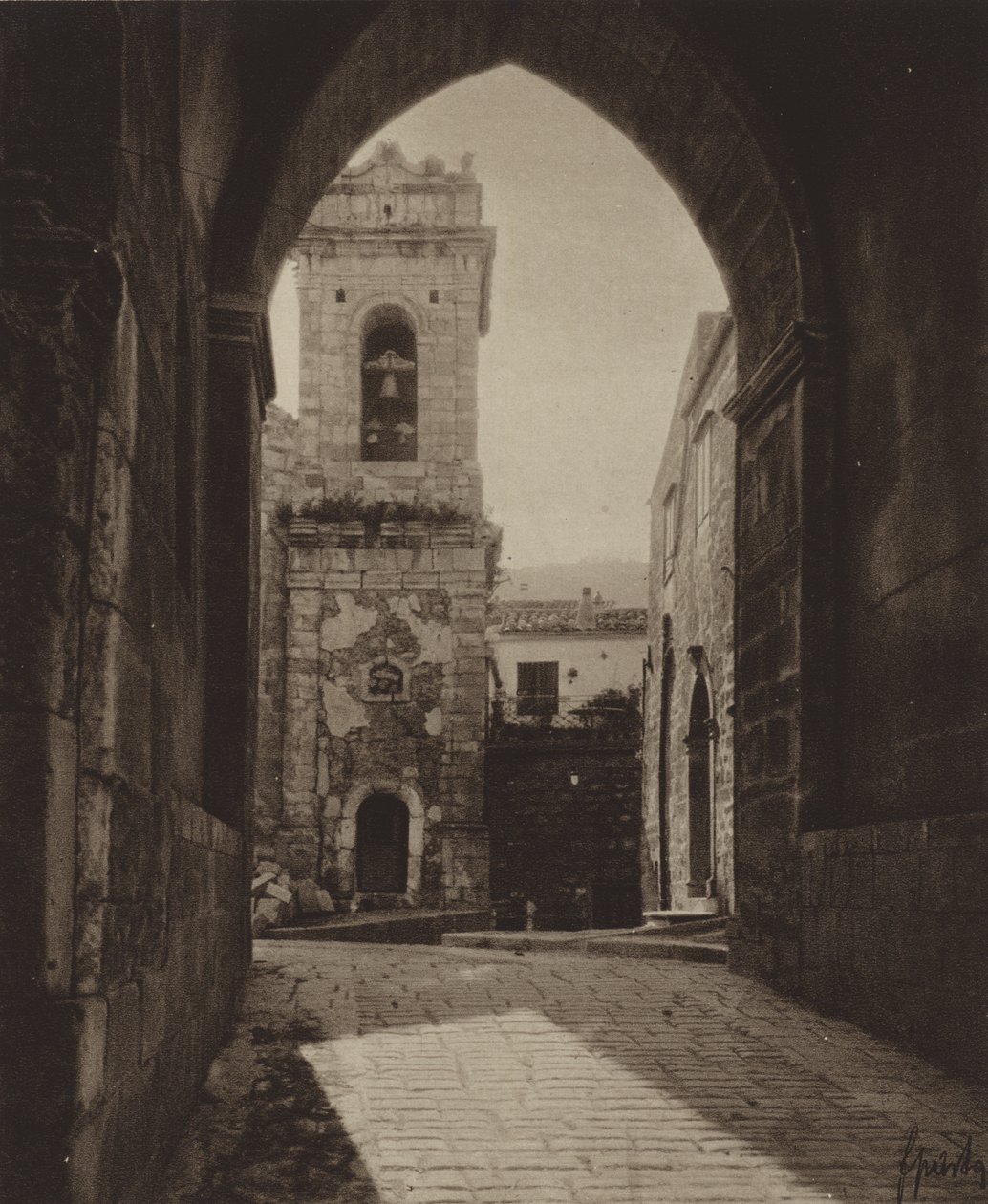 Sisilia / Sisilia: Le Madonie, Petralia (s/w kuva) tekijältä Italian Photographer