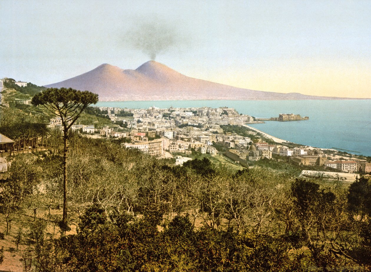 Näkymä Vesuviukselle Napolinlahden yli, 1890-1900 tekijältä Italian Photographer