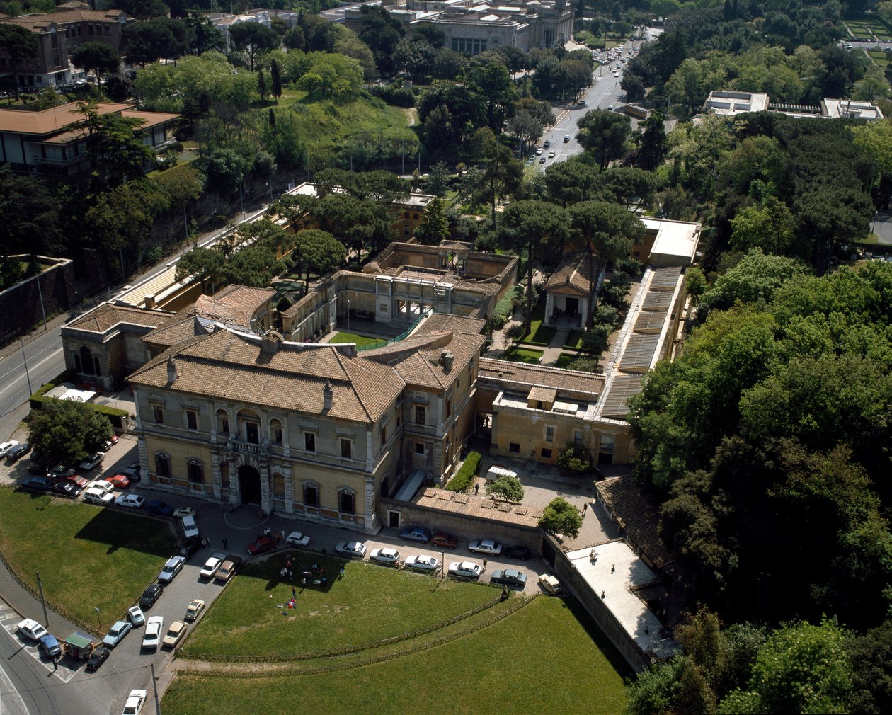 Ilmanäkymä Villa Giuliaan Roomassa, Italiassa tekijältä Italian School