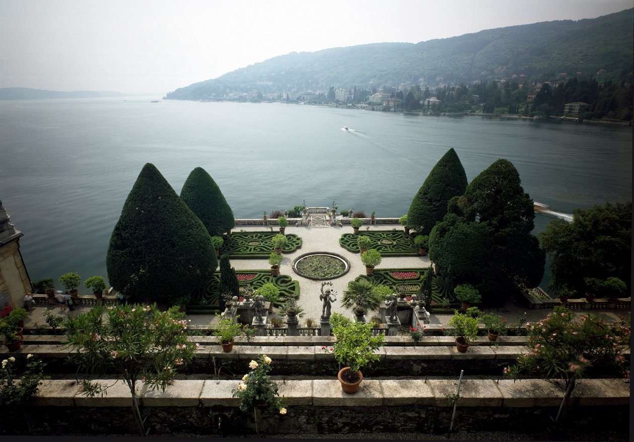 Vitaliano I Borromeon barokkipalatsi vuodelta 1632, Isola Bella, Maggiore-järvi (Lake Maggiore) Italia tekijältä Italian School