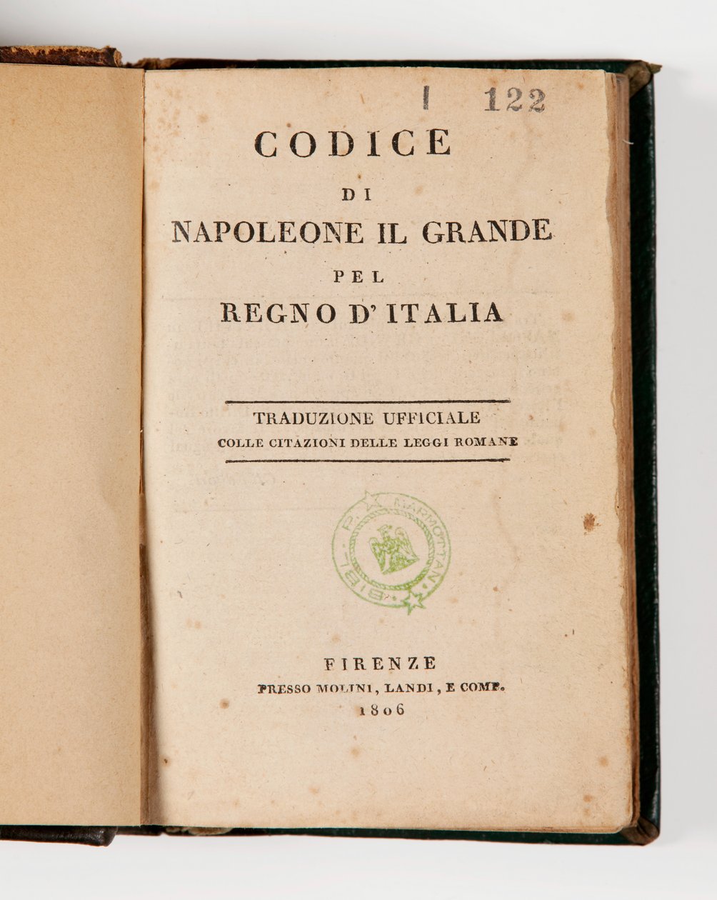 Napoleon Suuren koodi Italian kuningaskunnalle, avattu otsikkosivulla, julkaistu Firenze, Molini, Landi et Cie, 1806 (painettu paperi) tekijältä Italian School