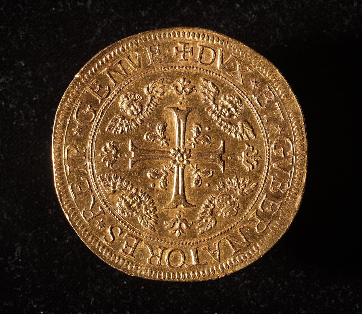 Geenien tasavallan valuutta: 25 kultaista kaksoiskolikkoa. Halkaisija 52,5 mm. 1694. Edessä. Strada Nuovan geenimuseot (inv. 6457) tekijältä Italian School
