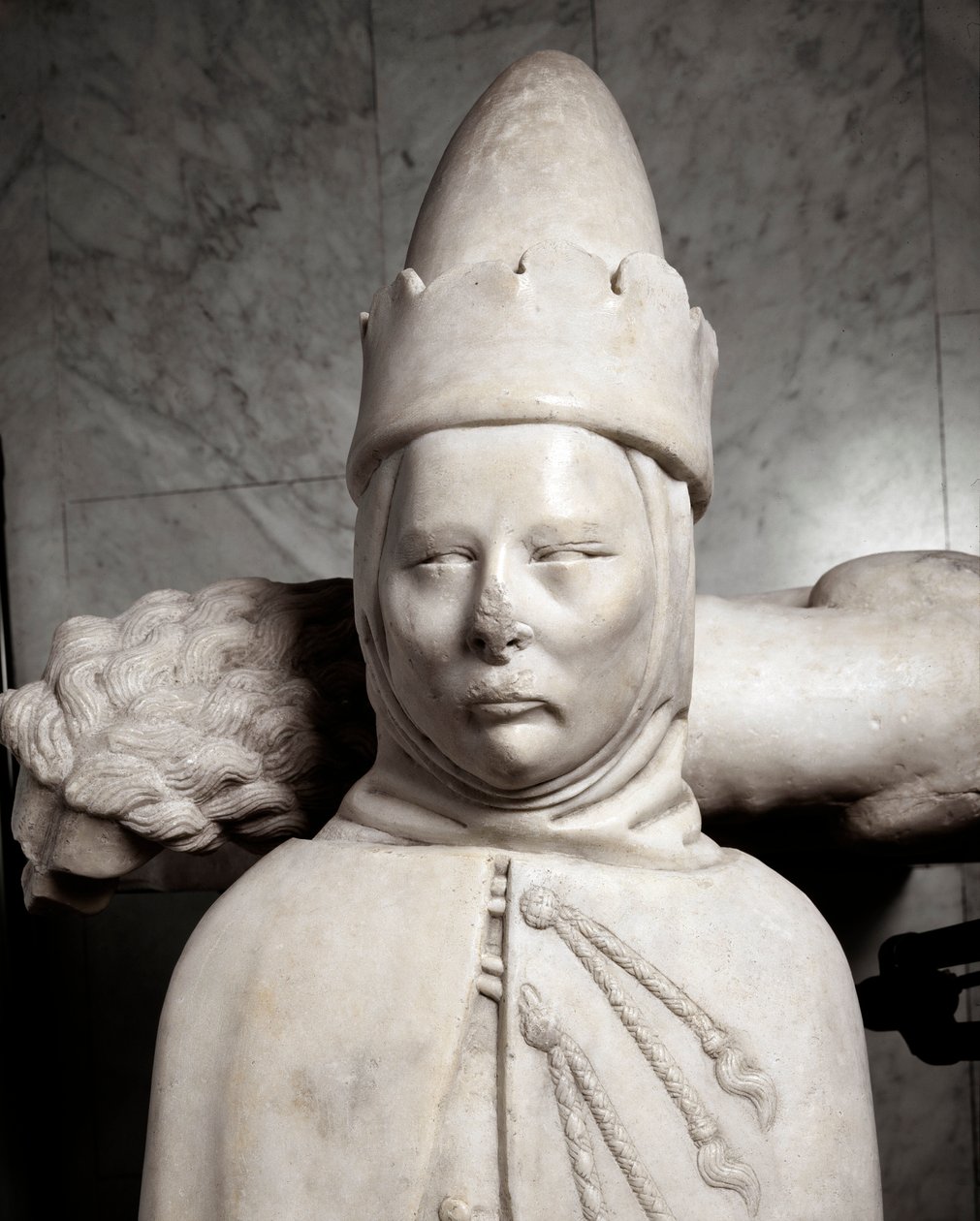Genovan ensimmäisen dogen Simone Boccanegran hautausmuistomerkki (marmoriveistos tekijältä Italian School