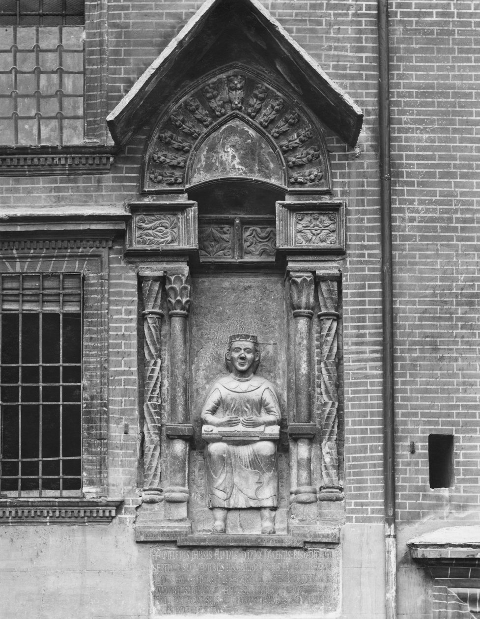 Vergilius-muistomerkki, Palazzo del Podesta, Piazza Dante, 1220 tekijältä Italian School