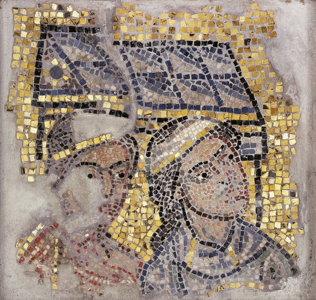 Mosaiikkipaneeli, jossa kaksi päätä ja rakennus taustalla, n.1213 (mosaiikki) tekijältä Italian School