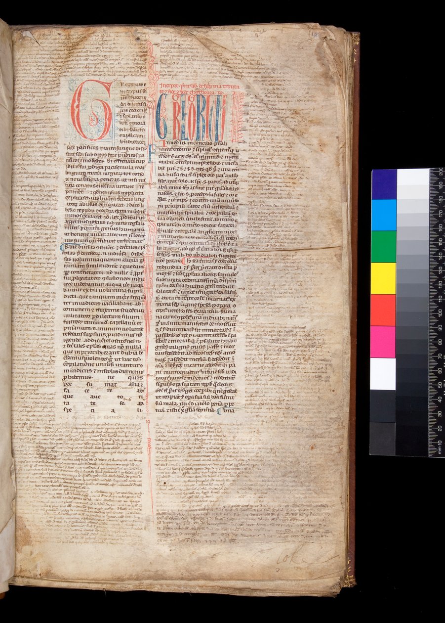 Ms 213. Gregory IX, Decretales with Apparatus, Bernardo Botone, Parma, F.1r. Alkukirjain [G] punaisella, varattu ja sininen kynäkoristeet tekijältä Italian School
