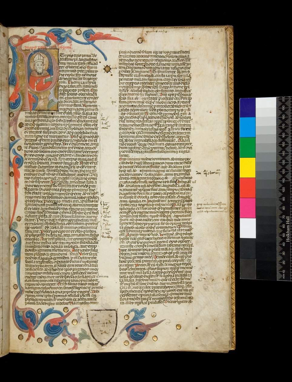 Ms 370. Orosius, Historiarum Adversum Pagans Free Seventh, f.2r. Valaistu asuttu alkukirjain [P], muotokuva piispaksi pukeutuneesta kirjailijasta ja osittainen reunus lehtikuvioilla, Bologna tai Padova tekijältä Italian School