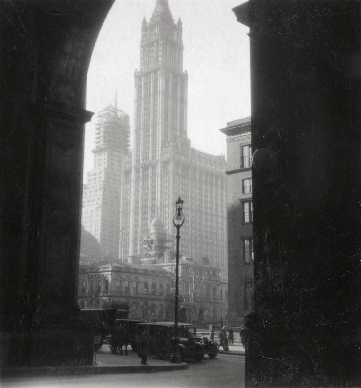 Woolworth Building, New York City, USA, 1900-luku tekijältä J. Dearden Holmes