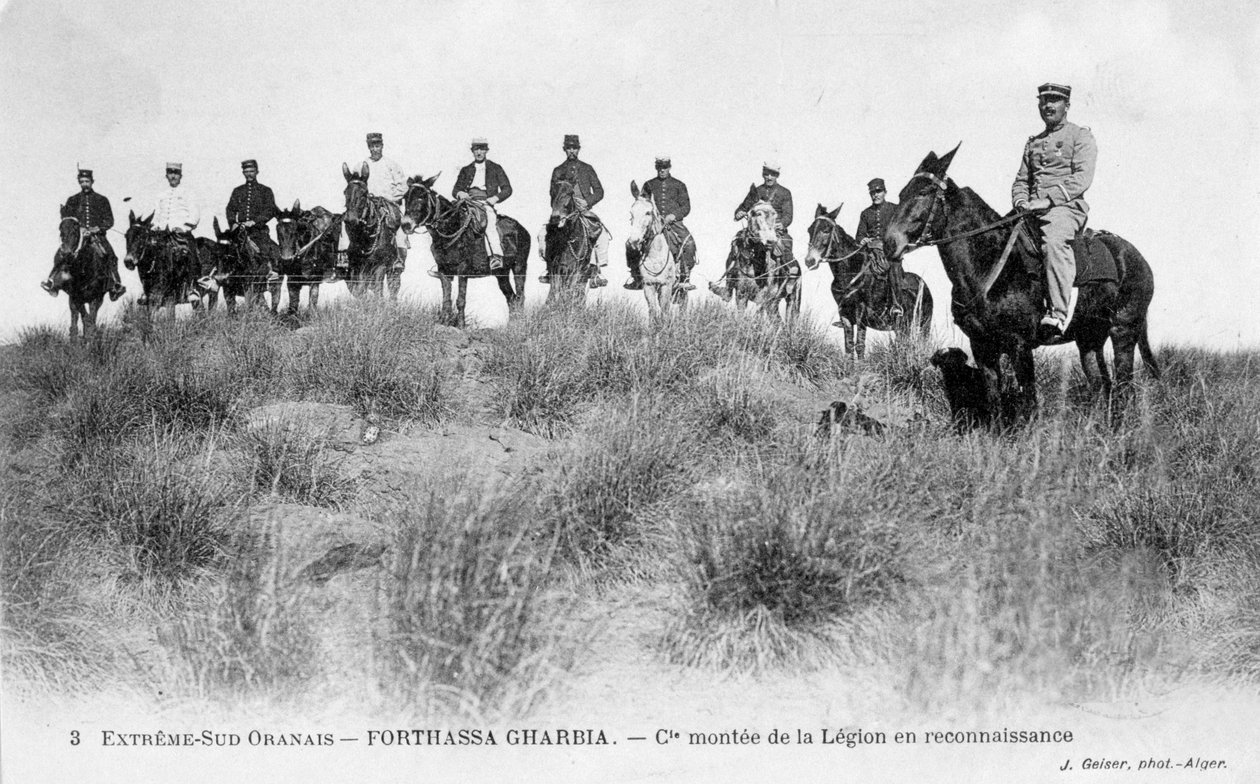 Ranskan muukalaislegioonan ratsuväki, Forthassa Gharbia, Algeria, 1905 tekijältä J. Geiser