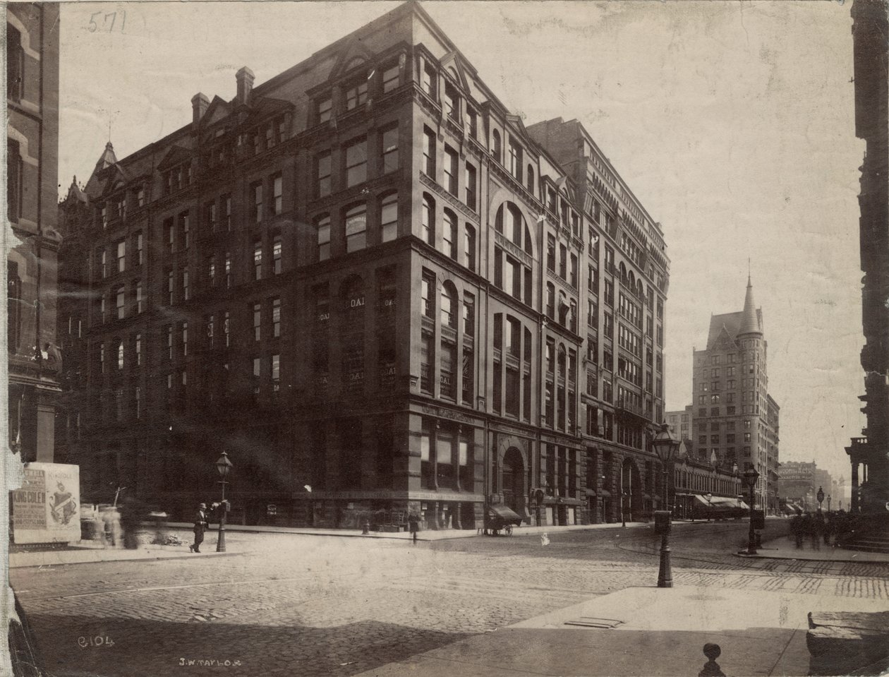 Dearborn ja Monroe Streetin kaakkoiskulma Chicagossa, 1890 tekijältä J. W. Taylor