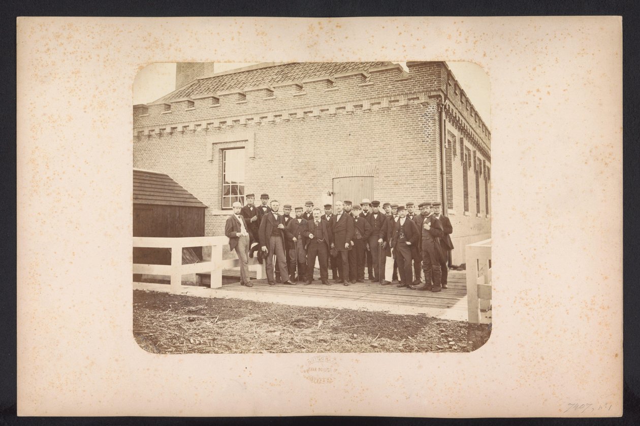 Foto de grup dels obrers, 1867-1869 Finalització de la recuperació dels llacs a Schieland a l