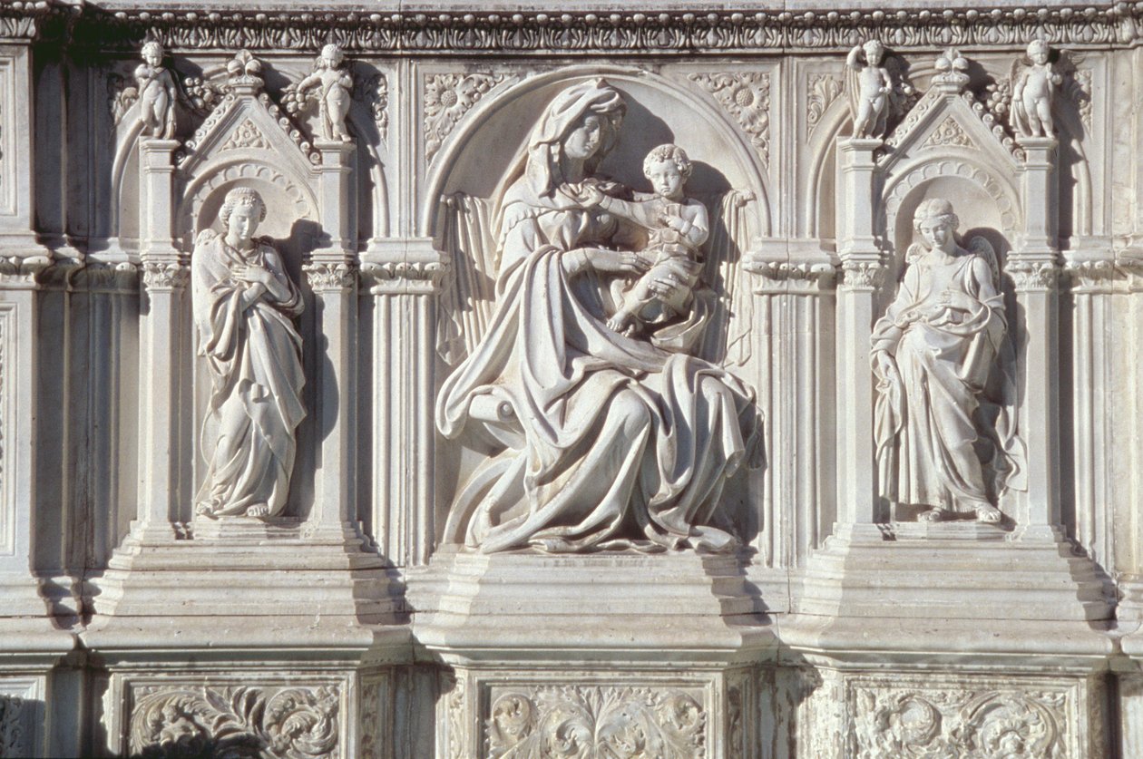 Fonte Gaia (marmori) (yksityiskohta) tekijältä Jacopo della Quercia