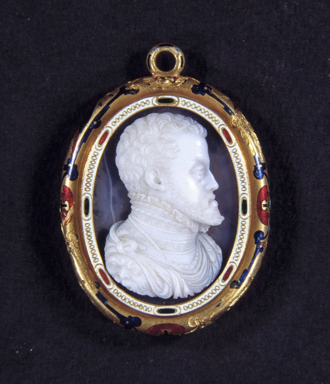 Espanjan kuninkaan Philip II:n (1527-1598) muotokuva. Mitali kalsedonia tekijältä Jacopo Nizzola da Trezzo