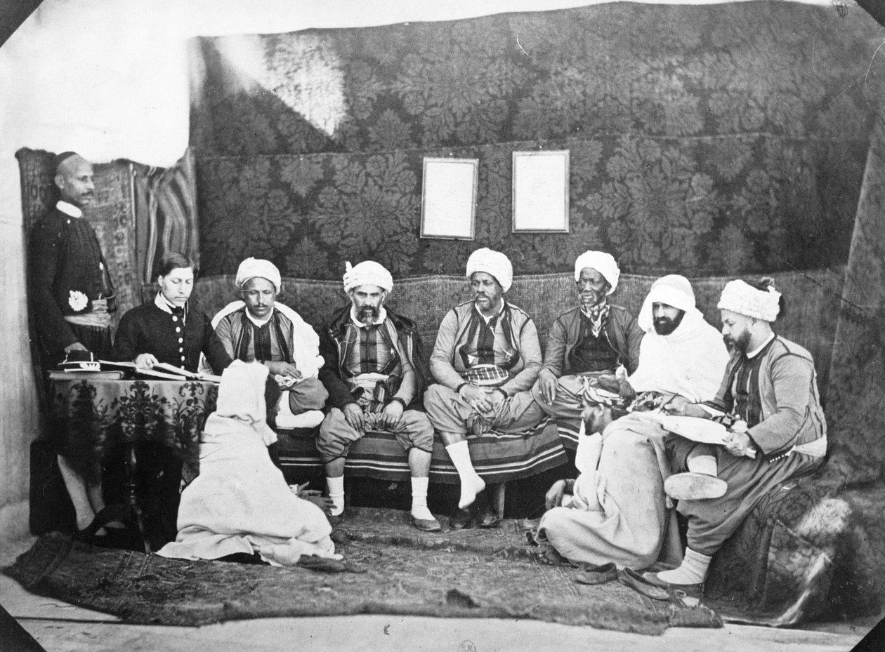 Eri rotujen sovittelutuomioistuin Bureau Arabessa, n. 1857-67 tekijältä Jacques Antoine Moulin