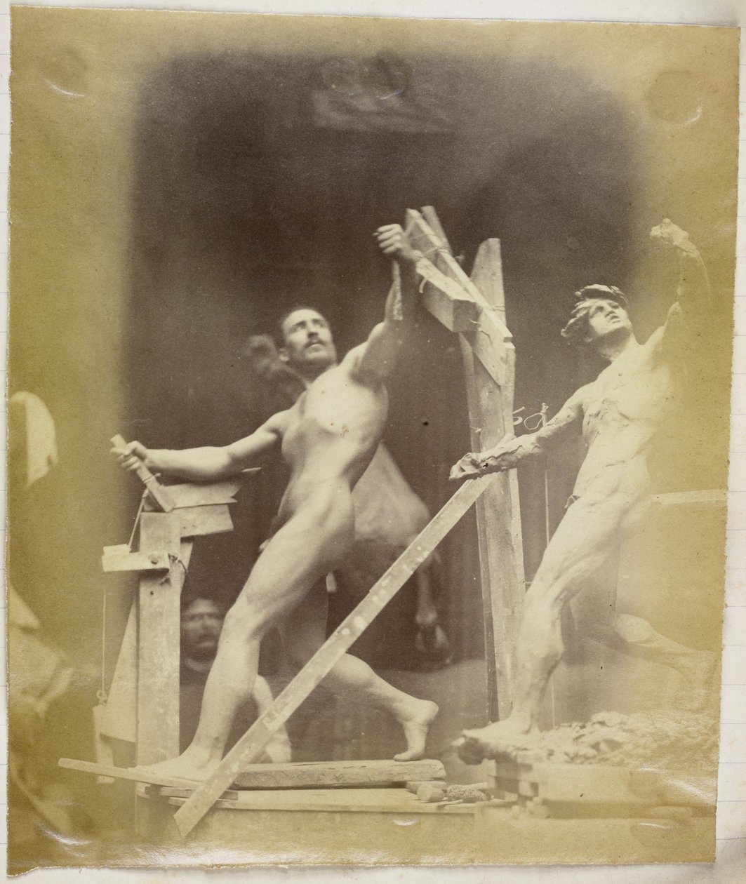 Tutkimus telineessä olevasta miesalastomallista, sivulta katsottuna ja samassa asennossa olevan kipsimallin vierestä Jacques de Lalaingin studiossa tekijältä Jacques Lalaing (attributed to)