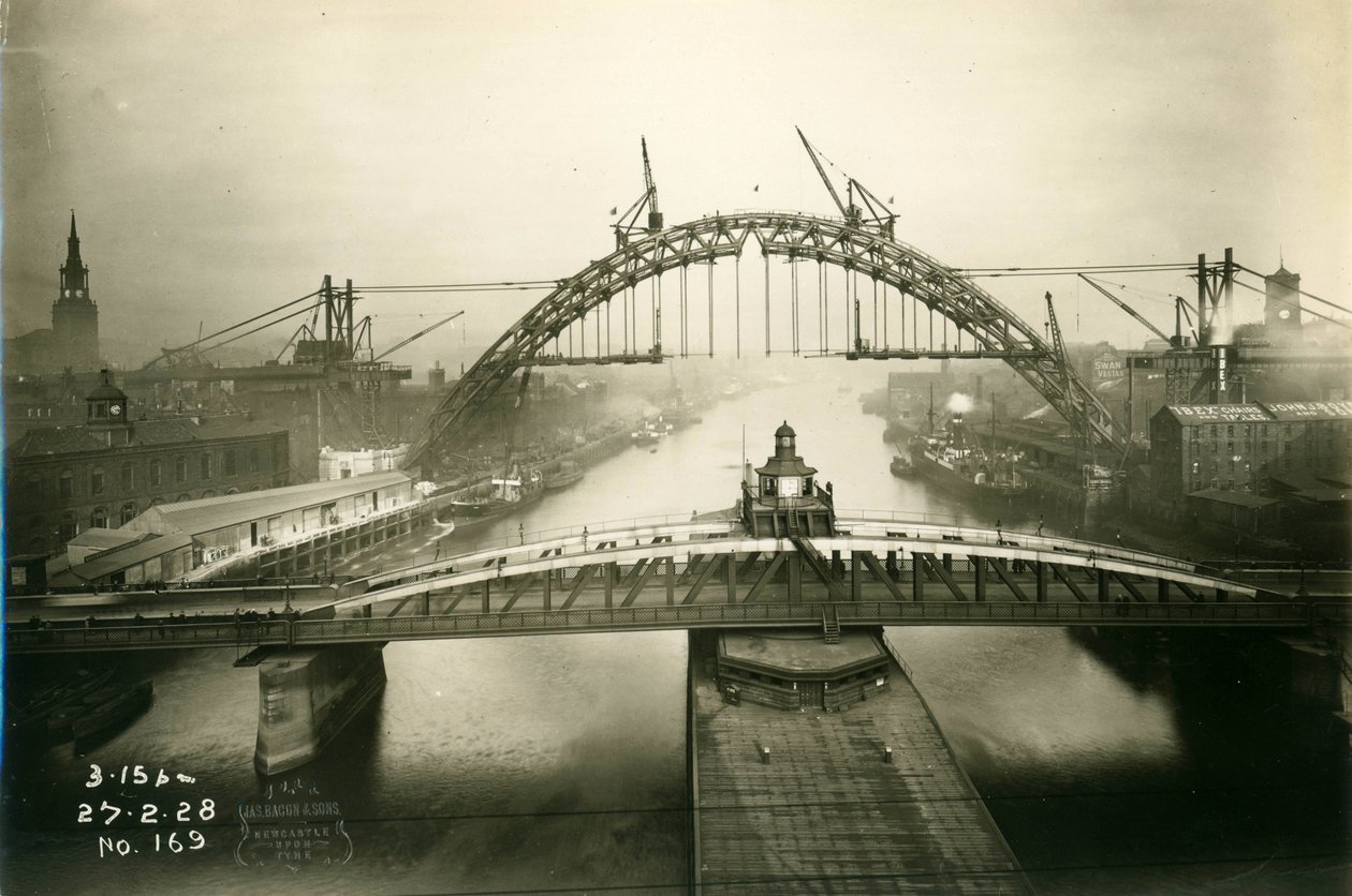 Tyne-silta rakenteilla, 27. helmikuuta 1928 tekijältä James Geddie
